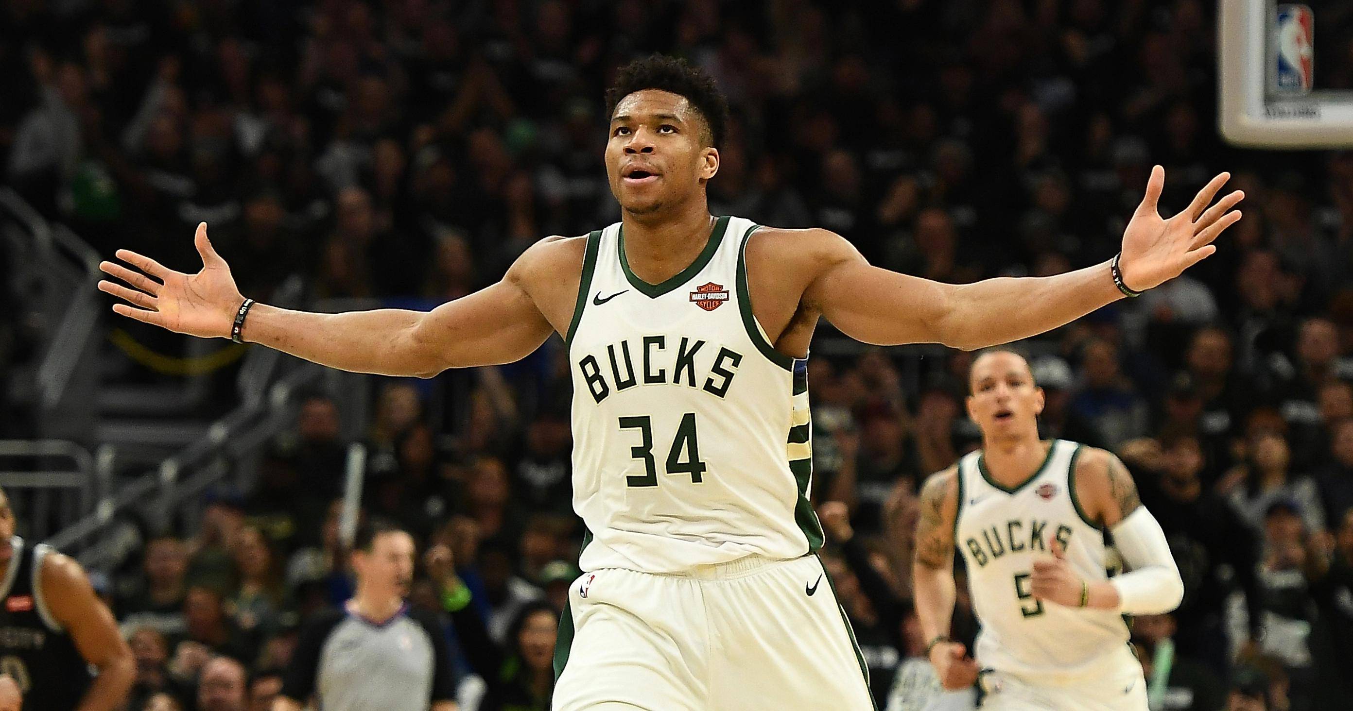 首席跟队：弗兰克和帕拉蒂奇联手送走布伦南，更衣室对此并不认可