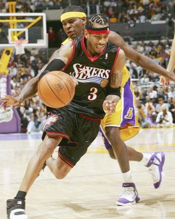 震惊+1！美记：我本以为保罗是快船队史首个退役球衣的球员